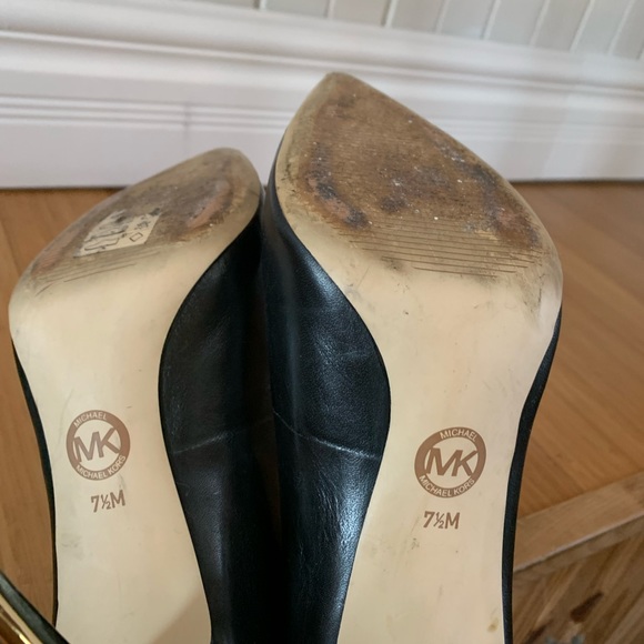 Michael Kors 4,5’’ heeled black pumps - Picture 5 of 5